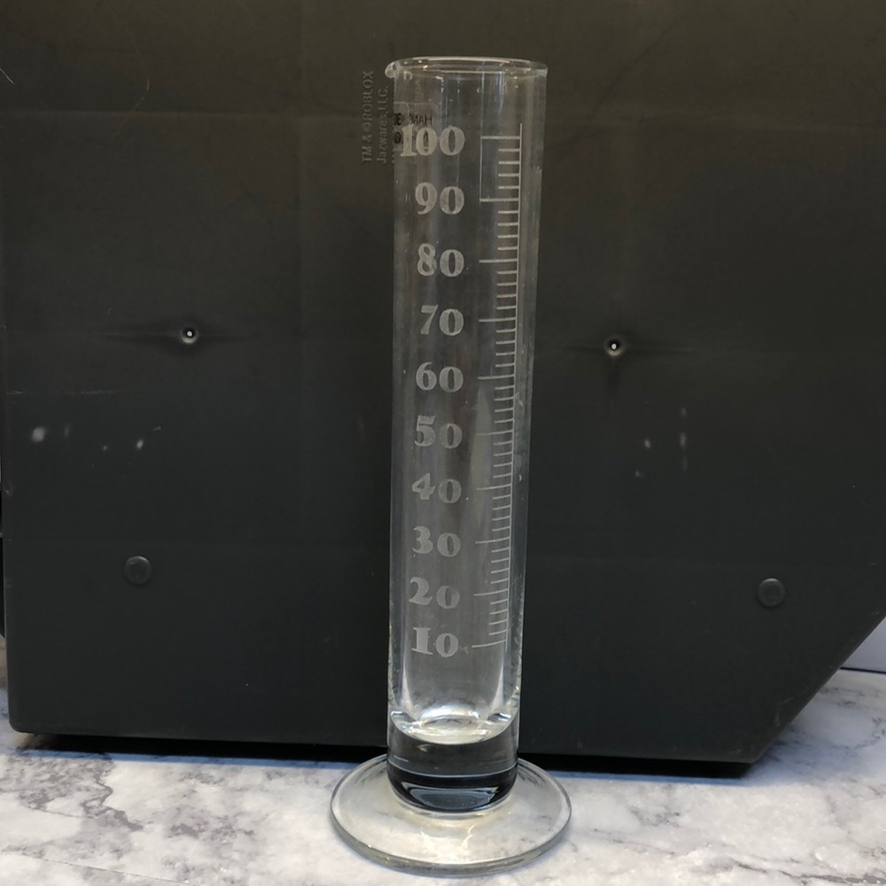 Beaker style vase